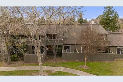 104 Walnut Hill Ct, Los Gatos, CA 95032 - Photo 35