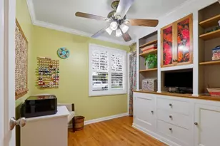 1385 Selo Dr, Sunnyvale, CA 94087 - Photo 11