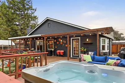 1385 Selo Dr, Sunnyvale, CA 94087 - Photo 23