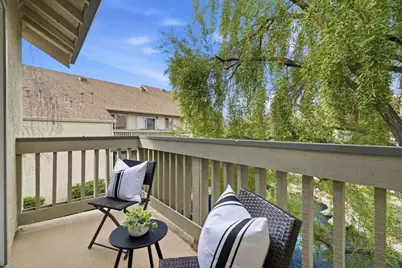 1045 Summershore Ct, San Jose, CA 95122 - Photo 21