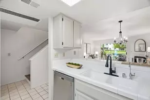 1045 Summershore Ct, San Jose, CA 95122 - Photo 11