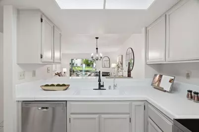 1045 Summershore Ct, San Jose, CA 95122 - Photo 9