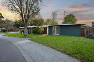 1936 Edgewood Dr, Palo Alto, CA 94303 - Photo 3