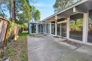 1936 Edgewood Dr, Palo Alto, CA 94303 - Photo 11