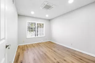 42 Muirfield Ct, San Jose, CA 95116 - Photo 21