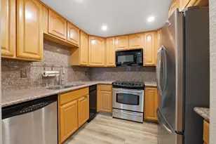 42 Muirfield Ct, San Jose, CA 95116 - Photo 9