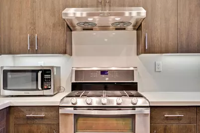 867 Maple Pl, East Palo Alto, CA 94303 - Photo 17