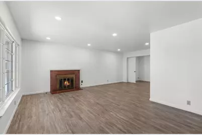 190 W McKenzie Ave, Stockton, CA 95204 - Photo 3