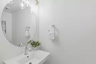 592 San Remi Terrace, Sunnyvale, CA 94085 - Photo 15