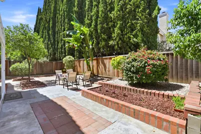 1555 Mission Springs Cir, San Jose, CA 95131 - Photo 31