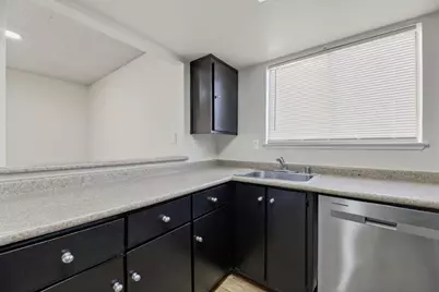 7 Las Moradas Cir, San Pablo, CA 94806 - Photo 17