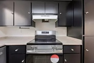 7 Las Moradas Cir, San Pablo, CA 94806 - Photo 15