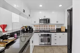 1960 Bradbury St, Salinas, CA 93906 - Photo 11