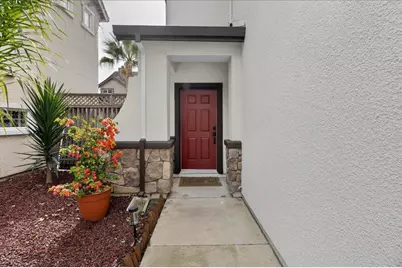 1960 Bradbury St, Salinas, CA 93906 - Photo 3