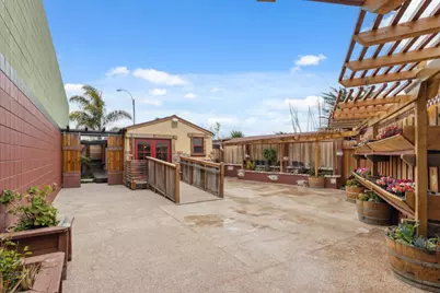 1637 Del Monte Blvd B, Seaside, CA 93955 - Photo 19