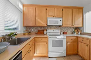 972 Diaz Ln, Foster City, CA 94404 - Photo 9