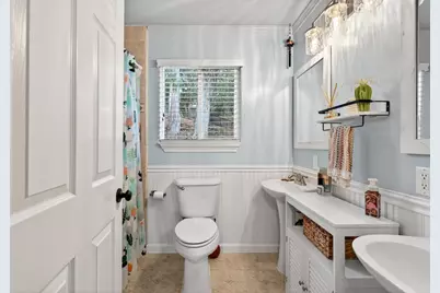 6870 Lakeview Dr, Salinas, CA 93907 - Photo 17