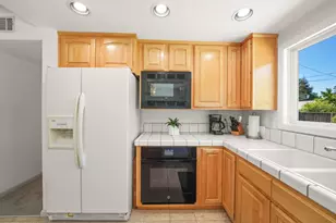 529 Bryce Ct, Milpitas, CA 95035 - Photo 11