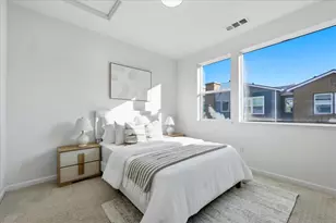 381 Charles Morris Ter, Sunnyvale, CA 94085 - Photo 35