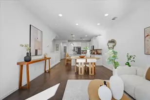 381 Charles Morris Ter, Sunnyvale, CA 94085 - Photo 21