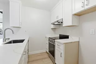 306 Stonegate Cir 306, San Jose, CA 95110 - Photo 11