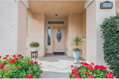 2101 Primrose Ct, Hollister, CA 95023 - Photo 3