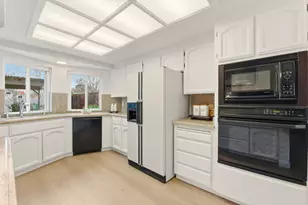 72 Amorok Way, Fremont, CA 94539 - Photo 19