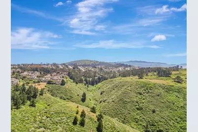 720 Lockhaven Dr, Pacifica, CA 94044 - Photo 29