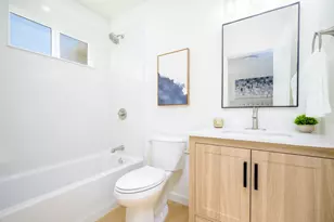 1064 Fifteenth Ave, Redwood City, CA 94063 - Photo 23