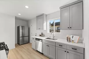 1064 Fifteenth Ave, Redwood City, CA 94063 - Photo 19