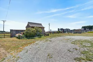 260 Giberson Rd, Moss Landing, CA 95039 - Photo 47