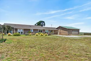 260 Giberson Rd, Moss Landing, CA 95039 - Photo 43