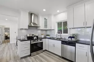 22000 Fortini Rd, San Jose, CA 95120 - Photo 21