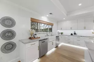 2136 Cedarwood Ln, San Jose, CA 95125 - Photo 13