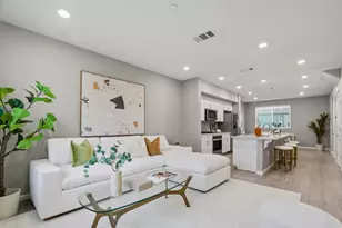 157 Llano De Los Robles Ave 4, San Jose, CA 95136 - Photo 1