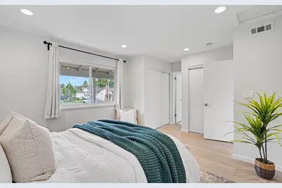 1152 Crocus Ct, Sunnyvale, CA 94086 - Photo 27