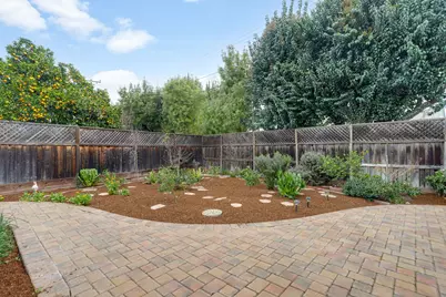 1801 Briarwood Dr, Santa Clara, CA 95051 - Photo 23