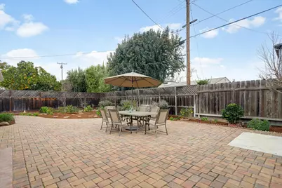 1801 Briarwood Dr, Santa Clara, CA 95051 - Photo 21