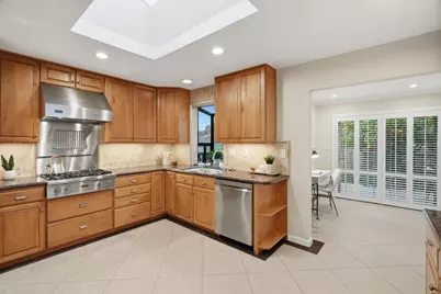 1554 Queenstown Ct, Sunnyvale, CA 94087 - Photo 5