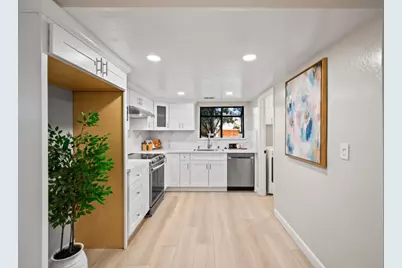 1203 Hollenbeck Ave, Sunnyvale, CA 94087 - Photo 9