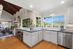 17200 Holiday Dr, Morgan Hill, CA 95037 - Photo 11