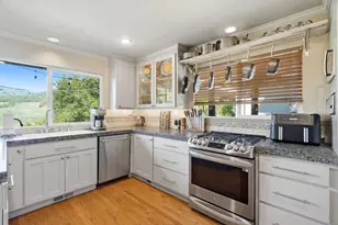 17200 Holiday Dr, Morgan Hill, CA 95037 - Photo 11