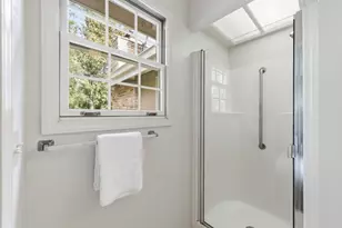 11915 Shadybrook Ct, Saratoga, CA 95070 - Photo 37