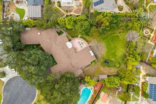 11915 Shadybrook Ct, Saratoga, CA 95070 - Photo 61