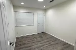 9 N 33rd St, San Jose, CA 95116 - Photo 7
