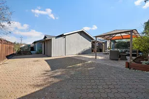 5451 Lauren Dr, San Jose, CA 95124 - Photo 19