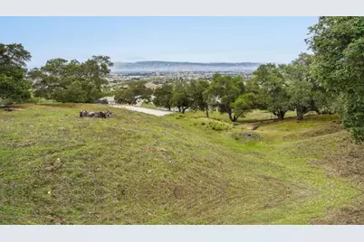 8951 Tea Tree Way, Gilroy, CA 95020 - Photo 17