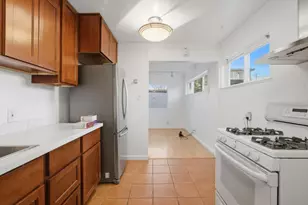 2350 Sacramento St, Berkeley, CA 94702 - Photo 15