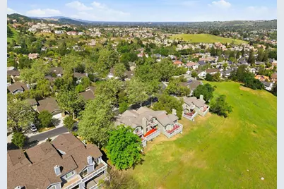 1232 Copper Peak Ln, San Jose, CA 95120 - Photo 45