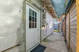 2207 Pacina Dr, San Jose, CA 95116 - Photo 39